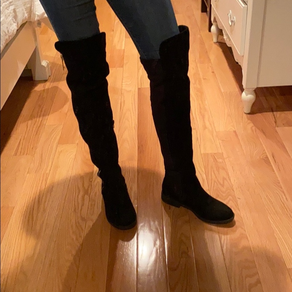 BLACK OVER THE KNEE BOOTS